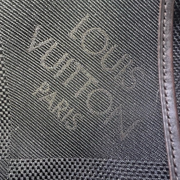 Louis Vuitton crossbody men’s bag - Picture 2 of 10